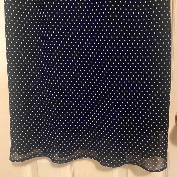 Petite sheath dress, sheer with lining, by Madison Leigh. - Picture 9 of 11